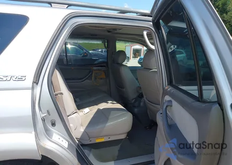 2005 Toyota Sequoia Sr5 V8 from USA, damaged, VIN 5TDBT44A95S255213